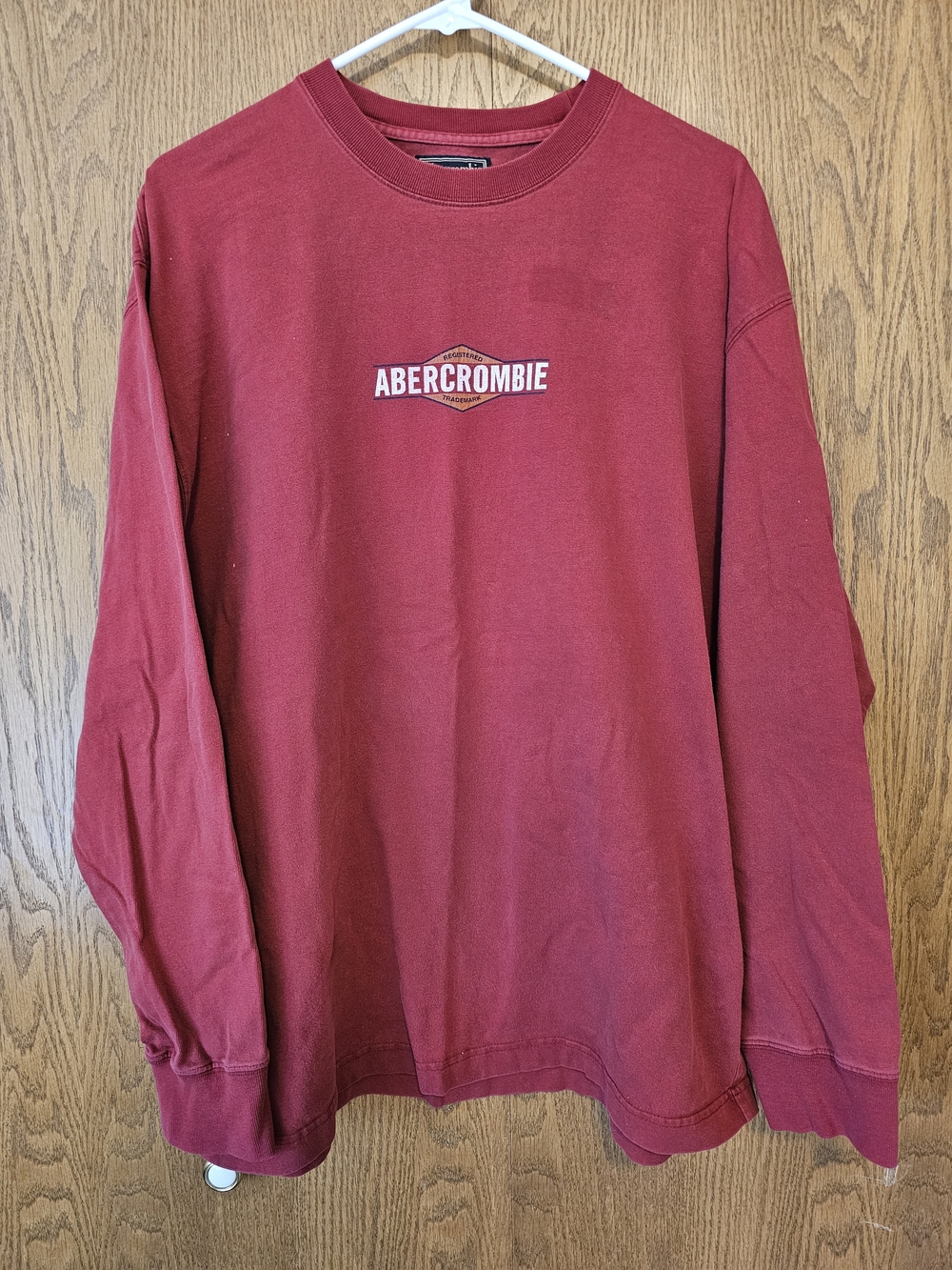 Vintage Abercrombie Crewneck Sweatshirt Red Distressed/Worn Graphic Pullover